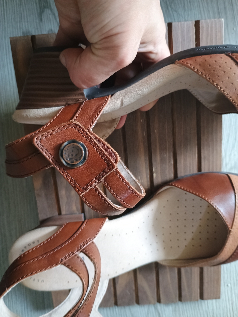 Clarks Valarie Rally Sandals 8.5 M Mahogany Brown Leather Ultimate Comfort - Picture 5 of 8